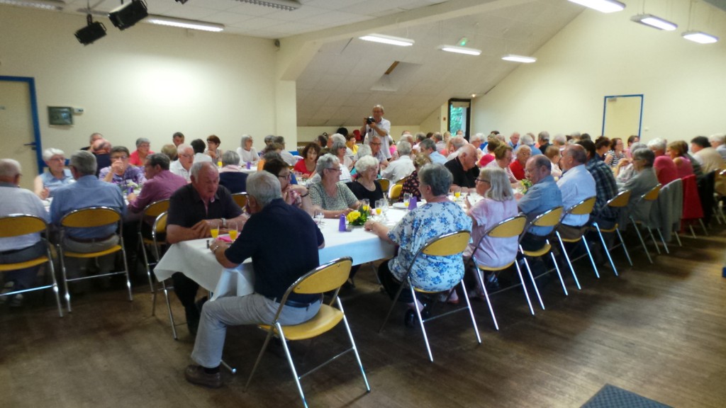 2018-06-03-point-dorgue-pipriac-repas-RF (204).jpg