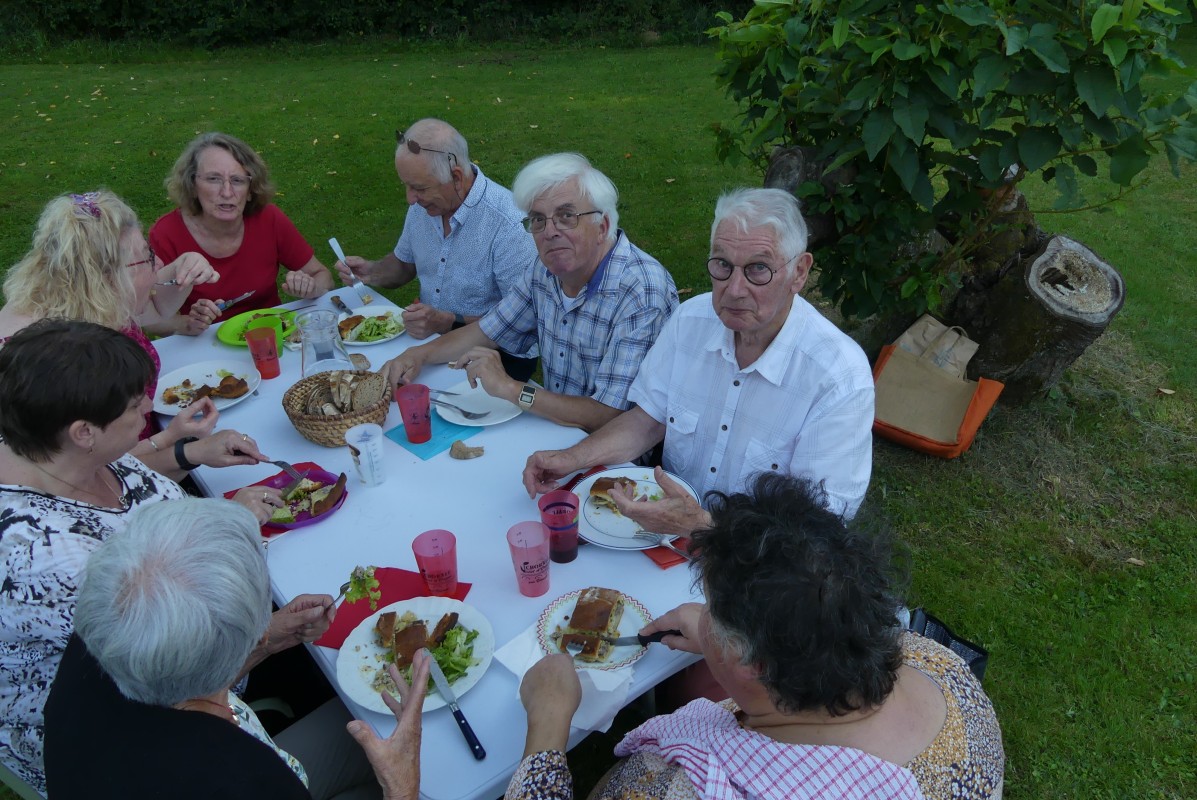 2022-07-06-repas-fin-saison (61).jpg